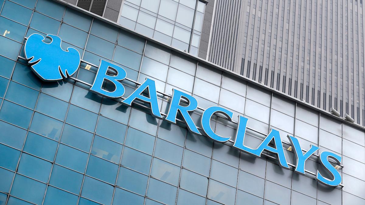 Vinst rasar för Barclays – 48 procent ned från i fjol