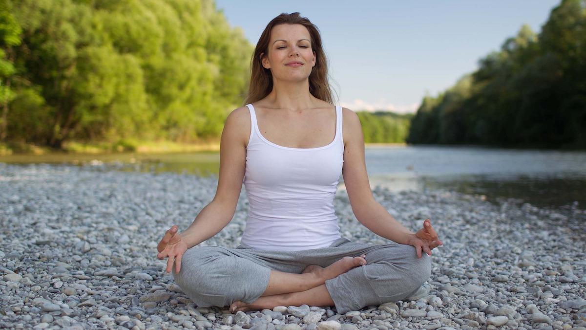 Meditation har visat sig minska ångestsymptom lika effektivt dom behandling med vanlig medicin mot ångest och depression