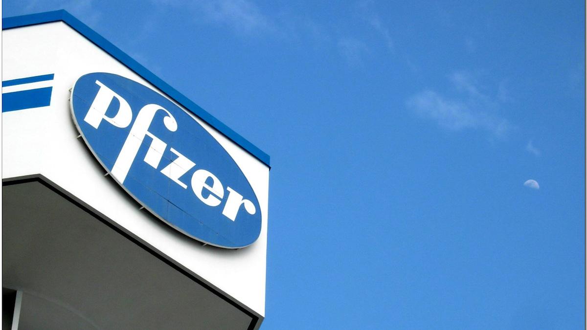 Pfizer diskuterar ett förvärv värt 300 miljarder kronor för att få tillgång till lovande cancerbehandlingar.