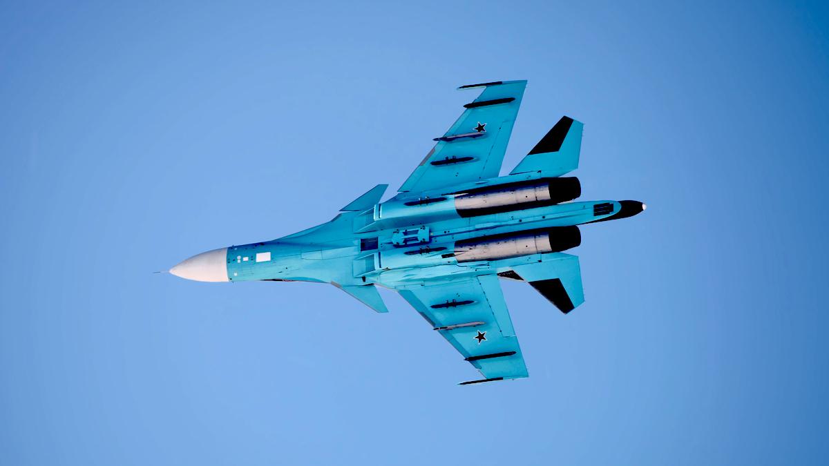 En rysk krigskorrespondent rapporterade i juli att ett ryskt flygplan förstört ett mål på himlen, det visade sig senare vara ett ryskt bombplan av typen Su-34
