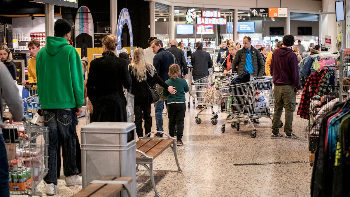 Nordby shoppingcenter i Strömstad dit många norrmän tar sig för att gränshandla
