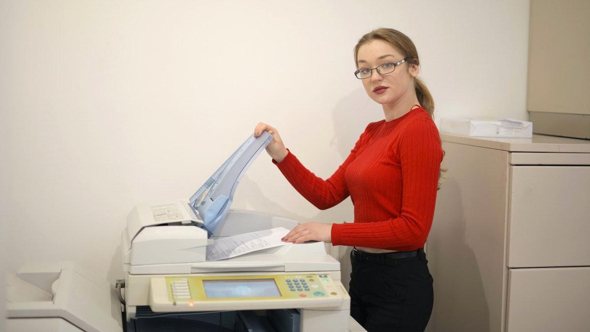 Generation Z, de som växt upp efter millennieskiftet, har svårt för kontorsmaskiner som kopiatorer då de inte är intuitiva