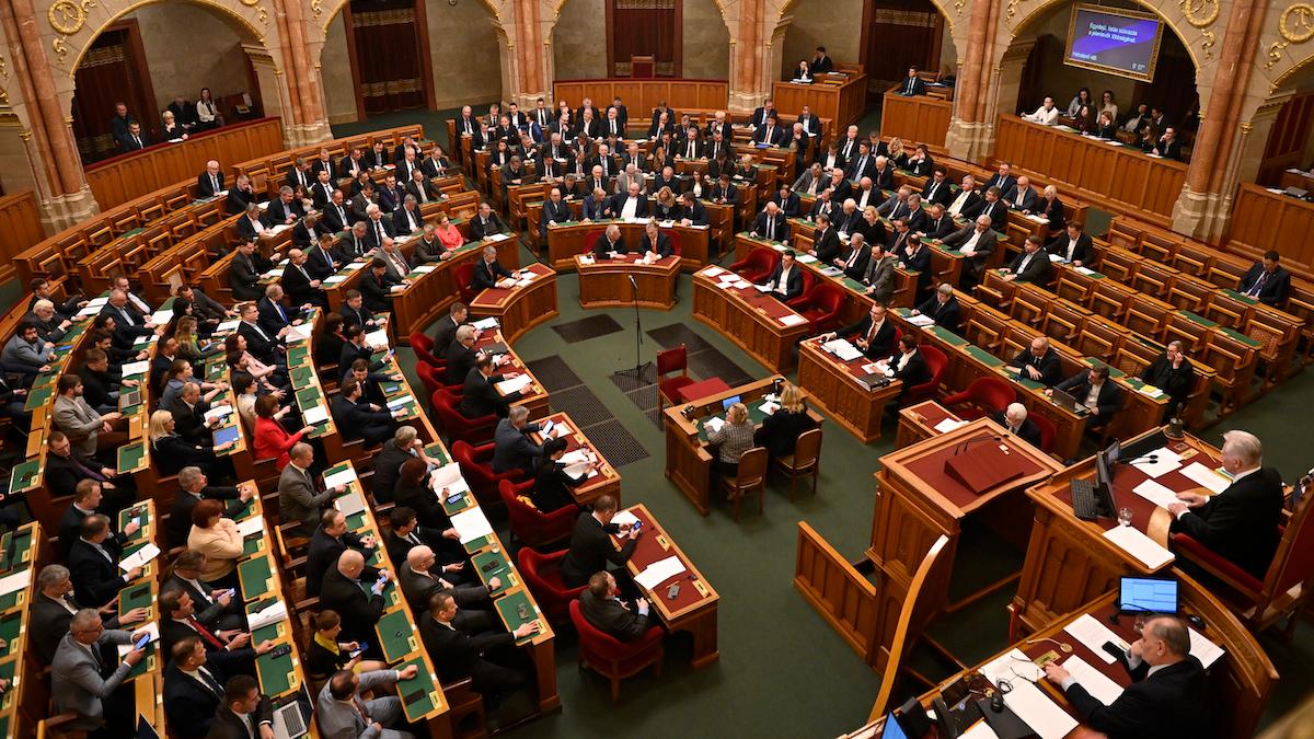 Ungerns parlament röstade ja till Finlands Natomedlemskap på måndagen, men har inte röstat jag till Sveriges