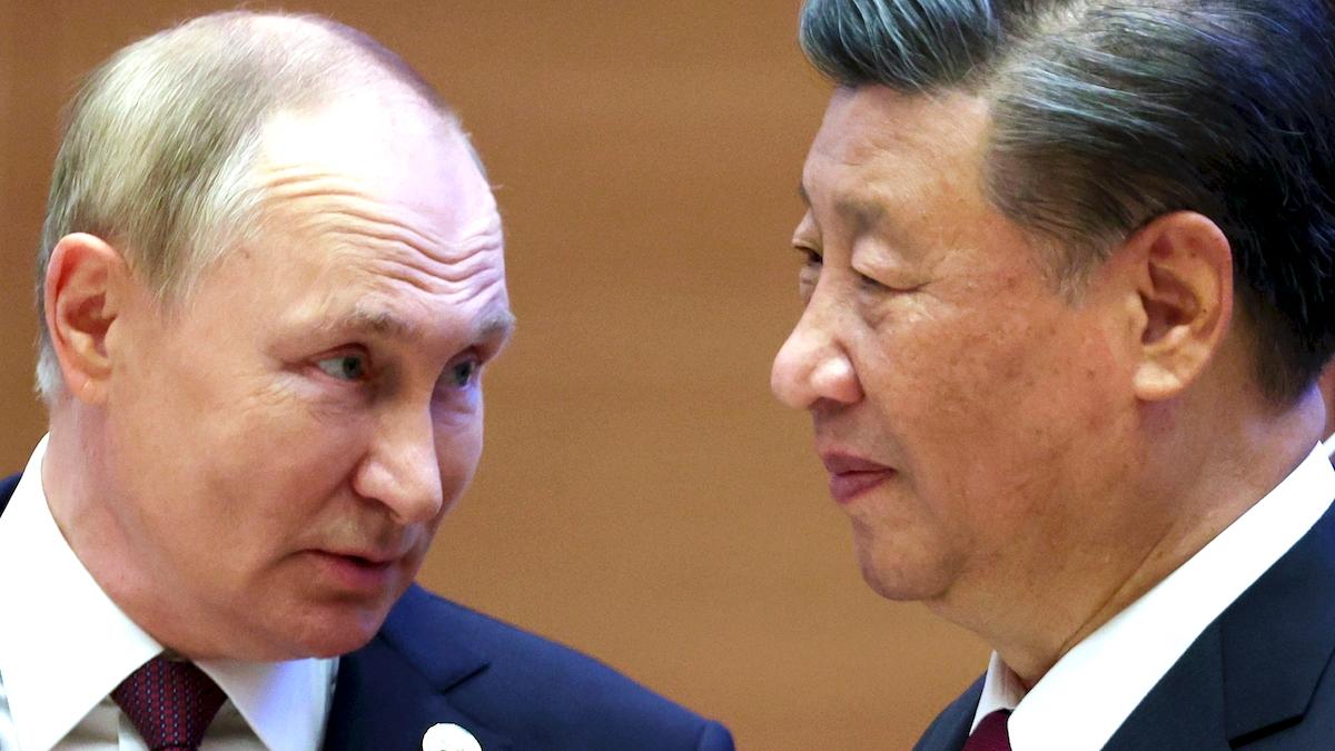 Vladimir Putin, till vänster, och Xi Jinping, till höger, vid ett av sina möten, i september förra året