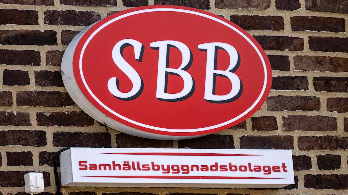 Börsen stänger nära noll – SBB fortsätter rasa