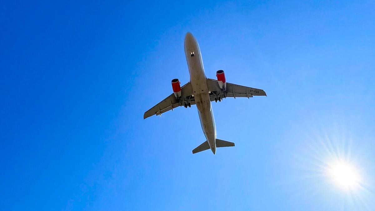 Det är svårt för flygbranschen att nå mål om netto noll-utsläpp till 2050