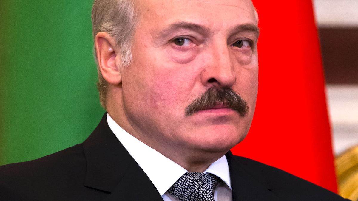 Belarus president Aleksandr Lukasjenko lovar kärnvapen till de länder som går med i unionen mellan Belarus och Ryssland