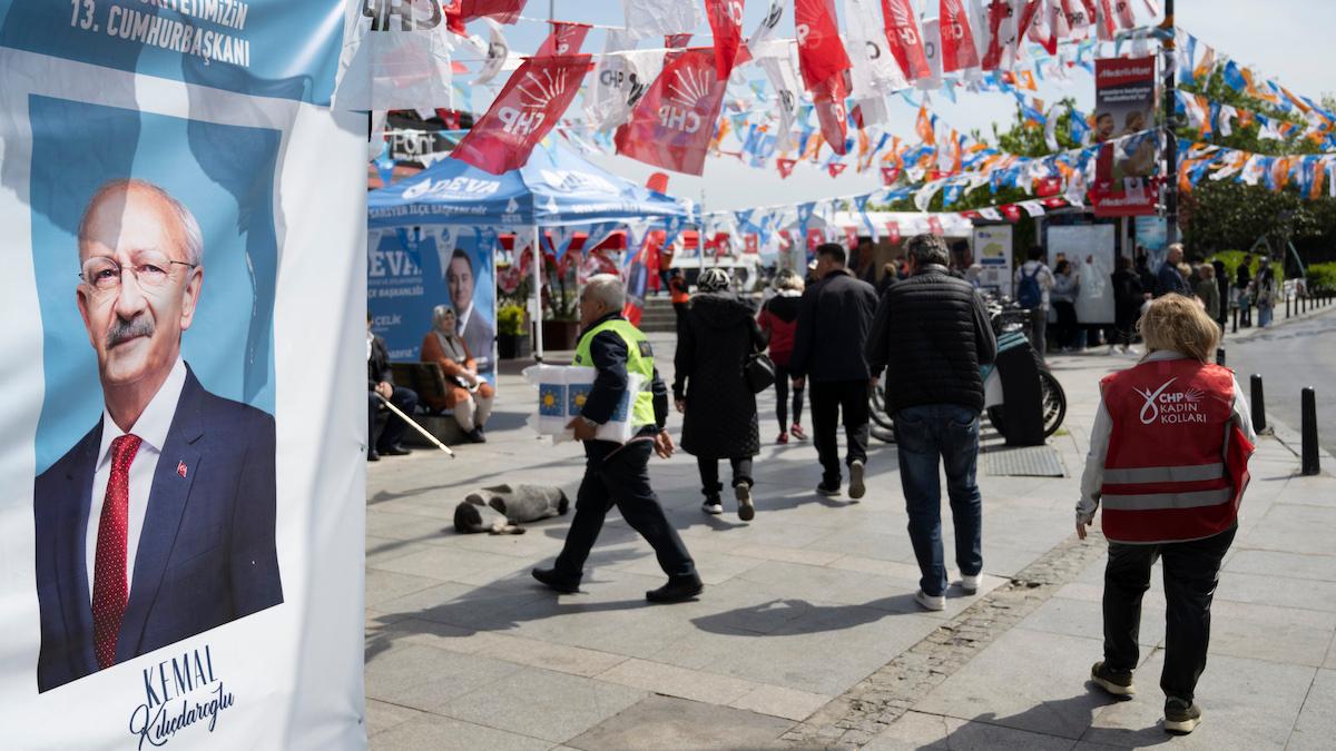 Val i Turkiet. Valstuga för oppositionsparti CHP och presidentkandidaten Kemal Kilicdaroglu