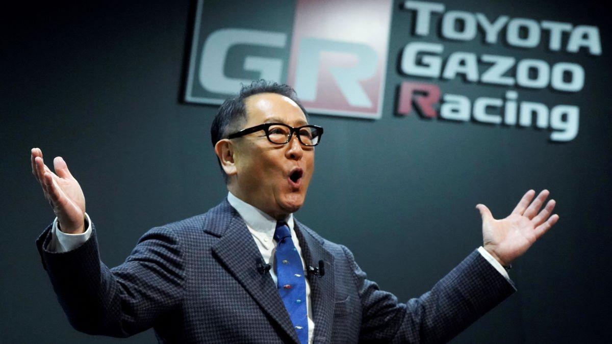 Toyotas styrelseordförande Aikido Toyoda har uttalat sig om elbilar