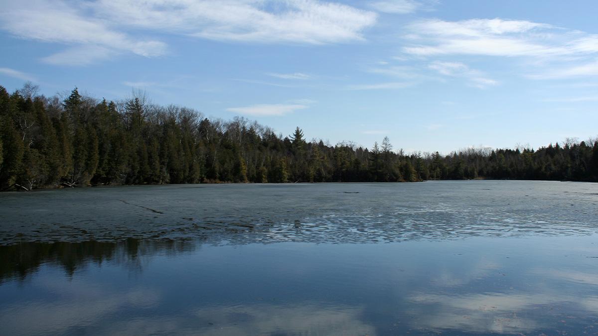 Crawfordsjön i Ontario, Kanada