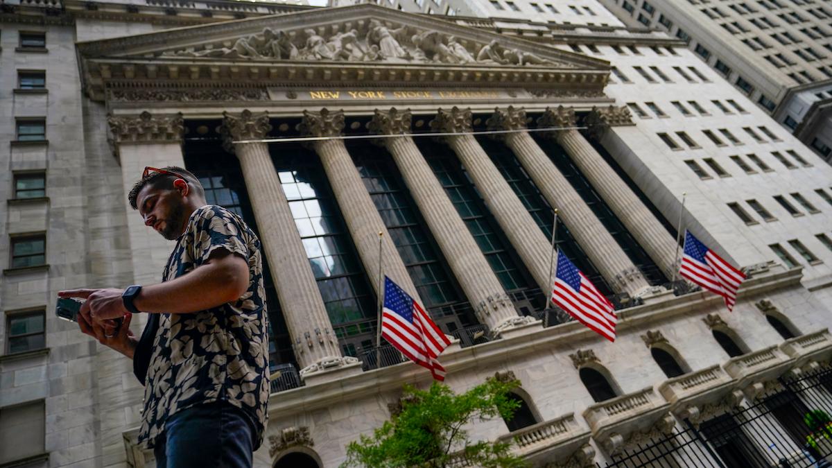 Dow Jones ökning under 13 dagar i juli kan innebära att indexet kommer fortsätta öka under året