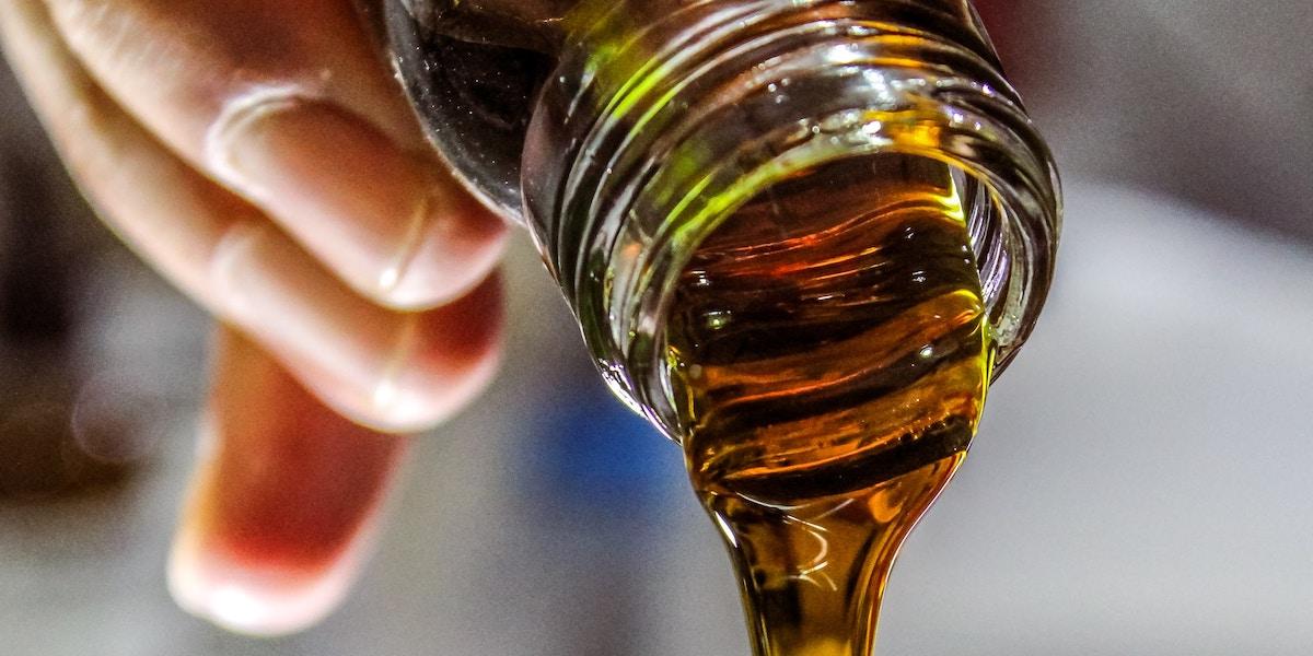 Det pågår en debatt om vilken olja som är bäst och vissa hävdar att fröoljor är giftiga
