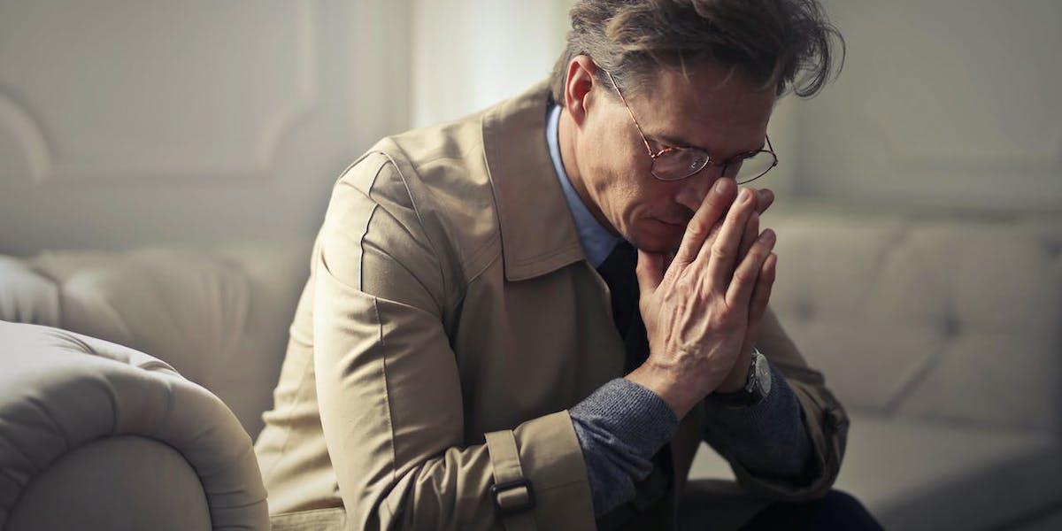 Det är ofta skrämmande att få ett cancerbesked, villa läkare förespråkar därför att den minst aggressiva formen av prostatacancer ska kallas för någonting annat än just cancer