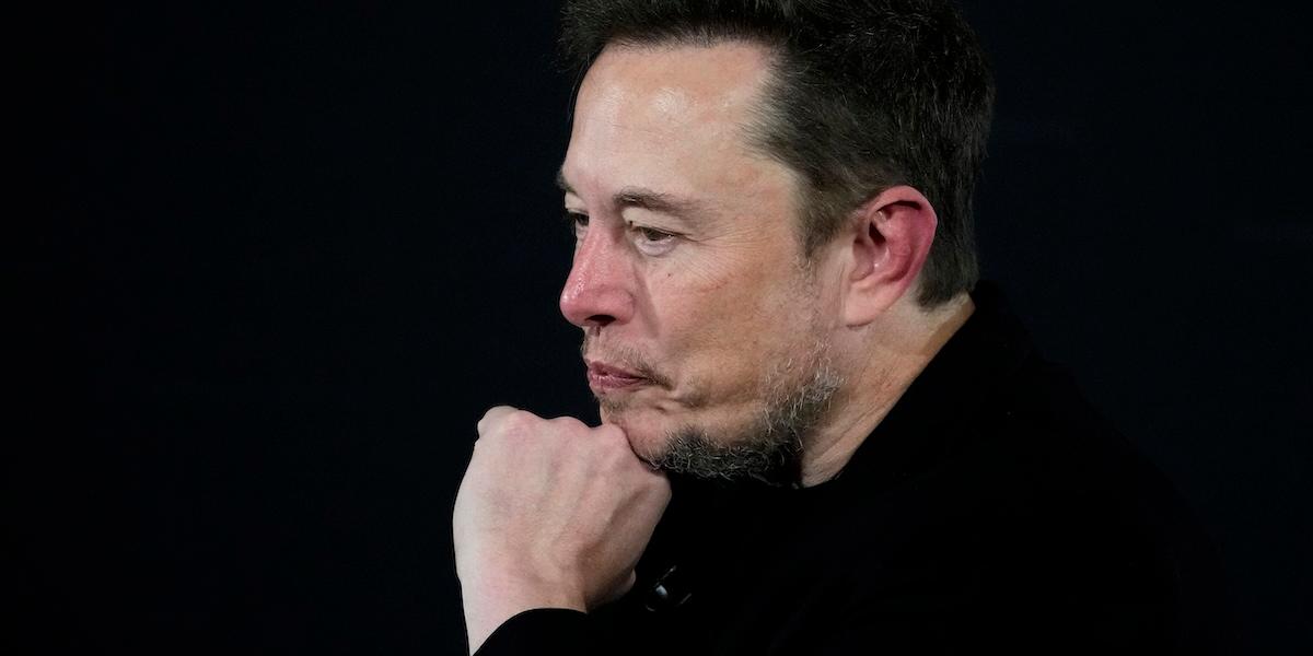 Anställda vid Space X sparkades efter att de i ett brev kritiserat bolagets vd och grundare, Elon Musk