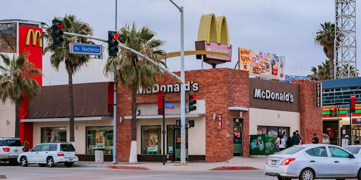Mcdonald’s meddelade att det kommer att förvärva alla sina franchise-restauranger i Israel