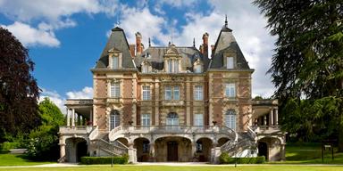 Slottet Château Bouffémont i Paris har blivit en storfavorit (Foto: CHATEAU BOUFFÉMONT)