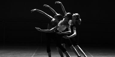Dans är en social träning som håller oss i form.
