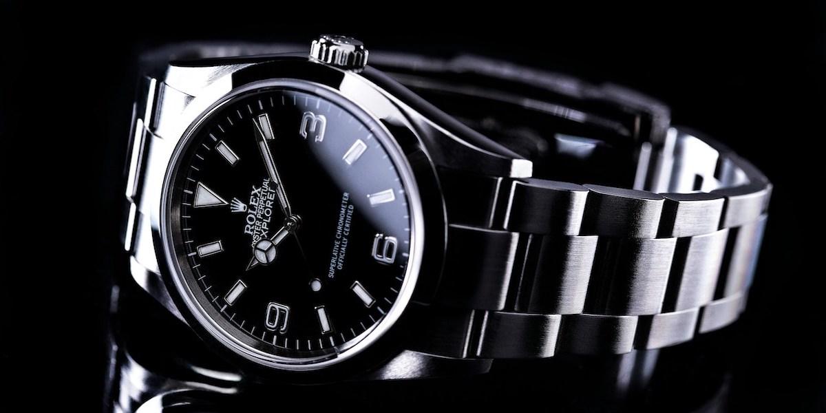 Rolex har lyckats hålla fast vid sin design och lockar nya kunder genom ett smart PR-maskineri.