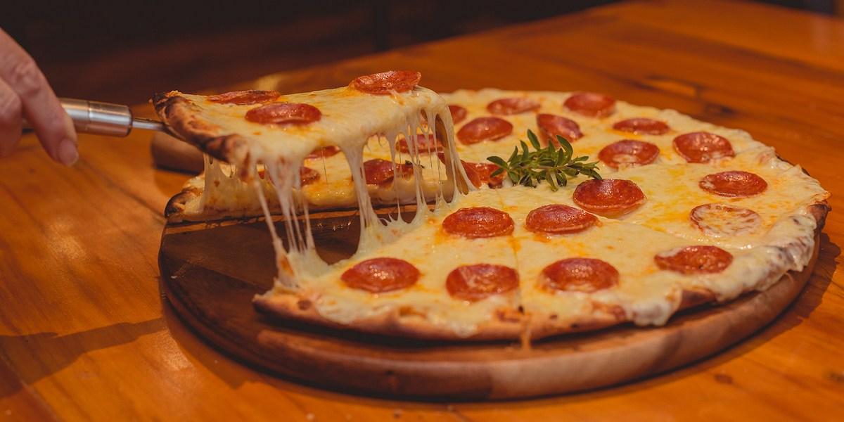 Lim på pizzan? En strålande idé om du frågar Google och dess AI-tjänst