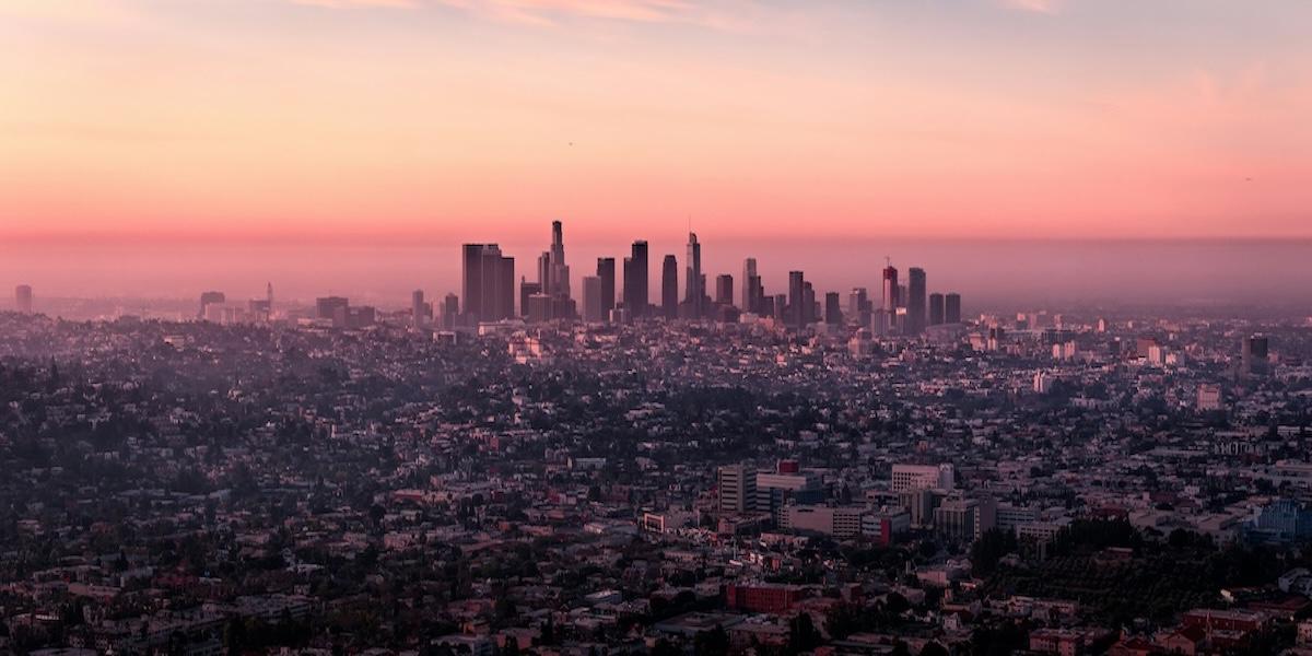 Los Angeles bebyggelse så långt ögat når. Hus rivs för att ge plats åt nya byggen, däribland kanske även Marilyn Monroes sista bostad.