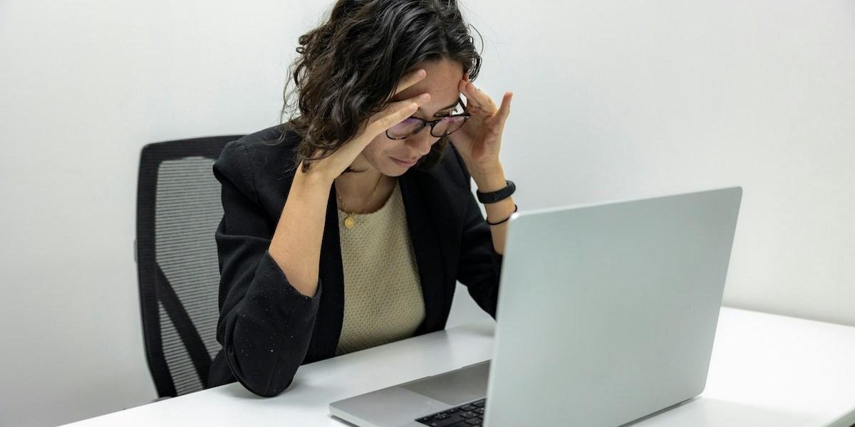 Studien visar att vi är många som inte vågar erkänna vår AI-användning på jobbet