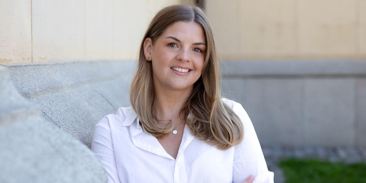 "Förra månaden såg det ut som att fondspararna positionerade sig offensivt inför sommaren, men denna månad tycks snarare en defensiv ställning vara fondhandelns mönster”, säger Avanzas privatekonom Felica Schön om den nya månadsstatistiken som nätmäklaren presenterade i dag.
