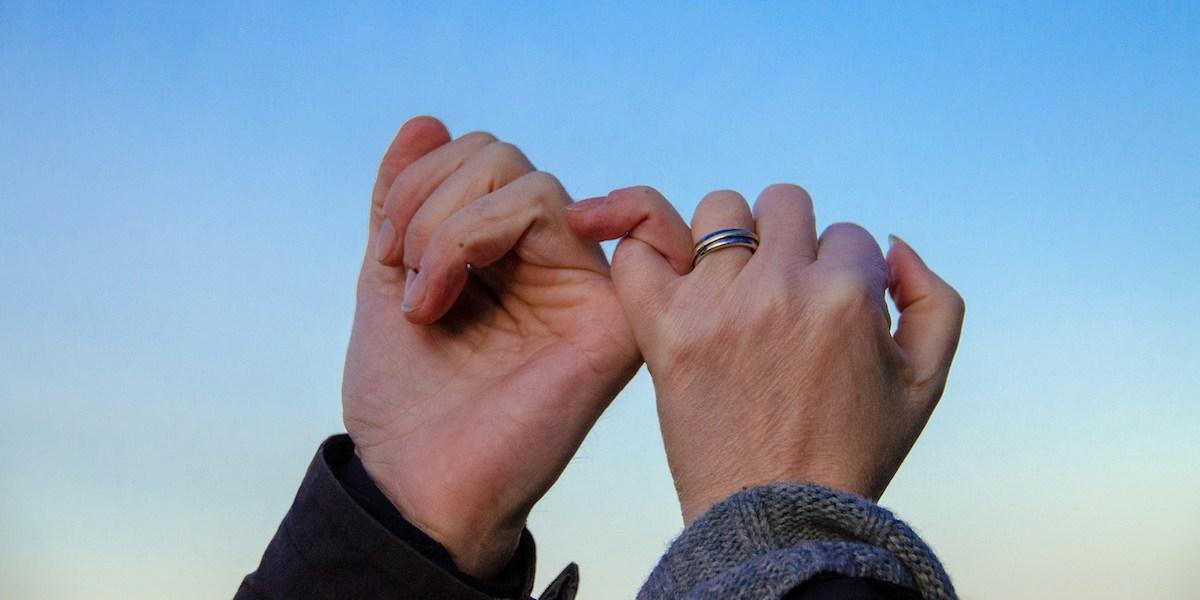 Hur privat ska man egentligen vara med kollegan på jobbet?