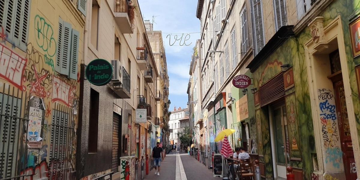 Notre-Dame du Mont i Marseille är det coolaste kvarteret du kan besöka just nu.