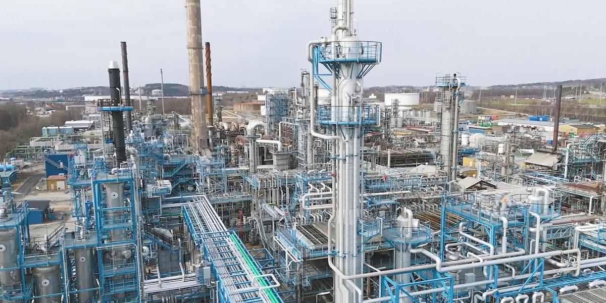 Ett nytt bioraffinaderi för produktion av förnybara bränslen öppnade i Göteborg i fjol.