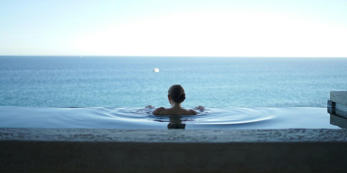 Ultrarika överger lyxmärken – hittar nya statusmarkörer