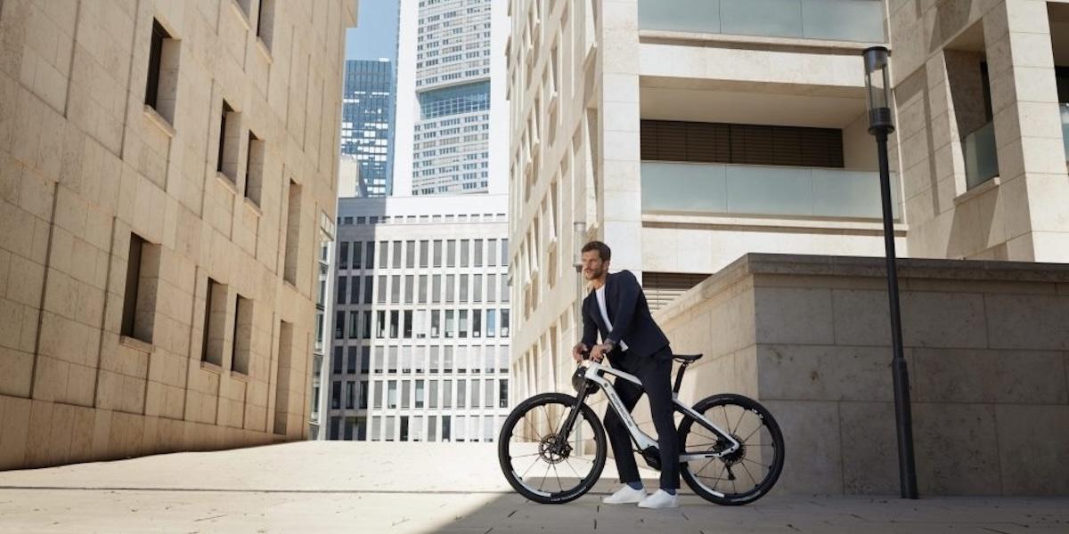 Porsche lanserar sin senaste elcykel.