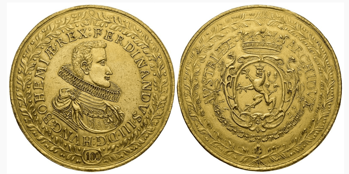 Bland de mest spektakulära objekten finns ett 100-dukatsmynt i guld från 1629, präglat under Ferdinand III av Habsburg – ett av Europas största guldmynt genom tiderna. (Foto: Numismatica Ars Classica)