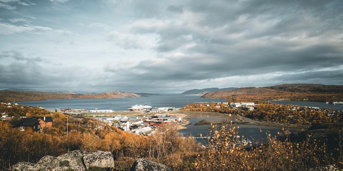 I norska Kirkenes tittar ryssarna på dig