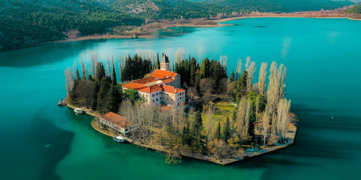 Kroatien lockar till att stanna, 90 procent av befolkningen uppger att de inte planerar att lämna landet, enligt Eurobarometern