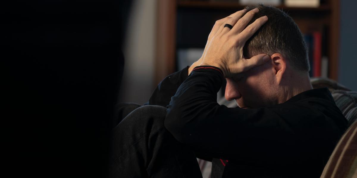 Han äger sex lägenheter