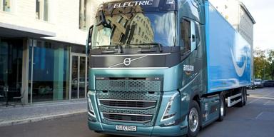 Volvo stämmer Kalifornien som i sin tur stämmer Trump.