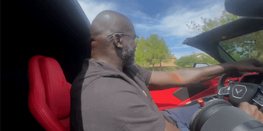 Shaquille O'Neal Chevrolet Corvette C8 (Foto: Effortless motors Youtube)