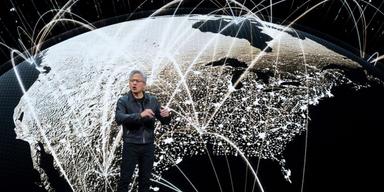 Nvidias grundare Jensen Huang passerade i natt ännu en historisk milstolpe som första bolag i världen.