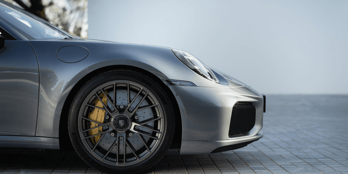 Nu är den här och den är provkörd. (Foto: Porsche)