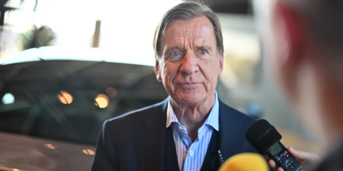 Volvo Cars Vd Håkan Samuelsson intervjuas vid Volvo Cars bolagsstämma i i Volvohallen i Göteborg. (Foto: Björn Larsson Rosvall/TT)