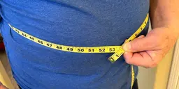 Läkemedelsjättarna i budstrid – Novo Nordisk ska slå konkurrenten