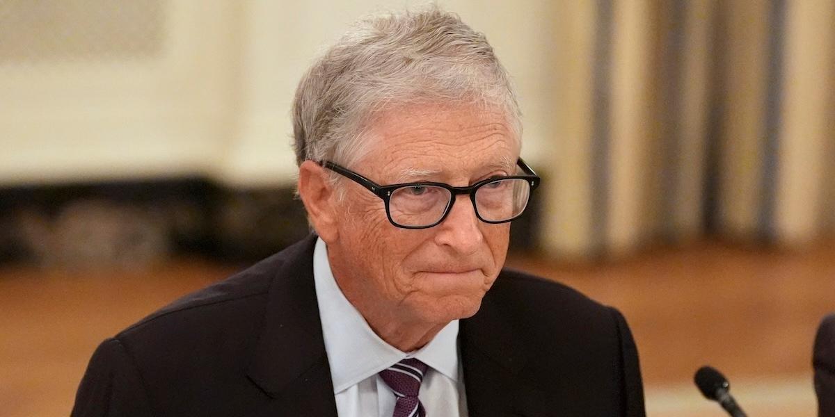 Bill Gates hävdar att liv är viktigare än klimatet.