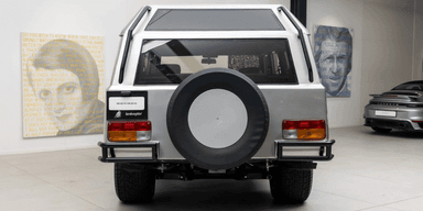 Märklig bakända. (Foto: Bring a trailer)