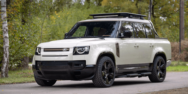 Man kan knappt ana vad den här bilen erbjuder i bak. (Foto: Heritage Customs)