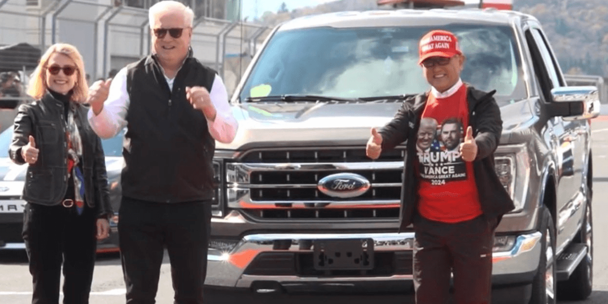 Japans stolthet, Akio Toyoda, i full MAGA-mundering. (Foto: USAmbJapan på X)