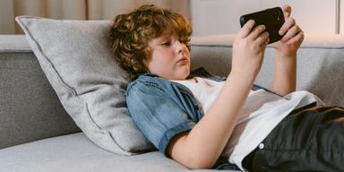 Om en månad är det slutsurfat på sociala medier för Australiens unga. Eller är det verkligen det?