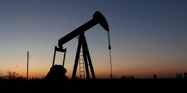 Oljepriset faller inför fred i Ukraina