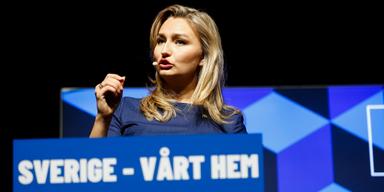 Ebba Busch vill på sikt slopa reavinstskatten på bostäder för att öka rörligheten på bostadsmarknaden.