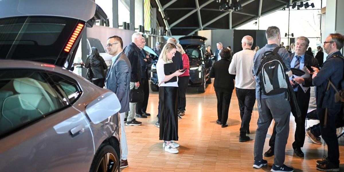 Volvo sparkar 220 i Göteborg