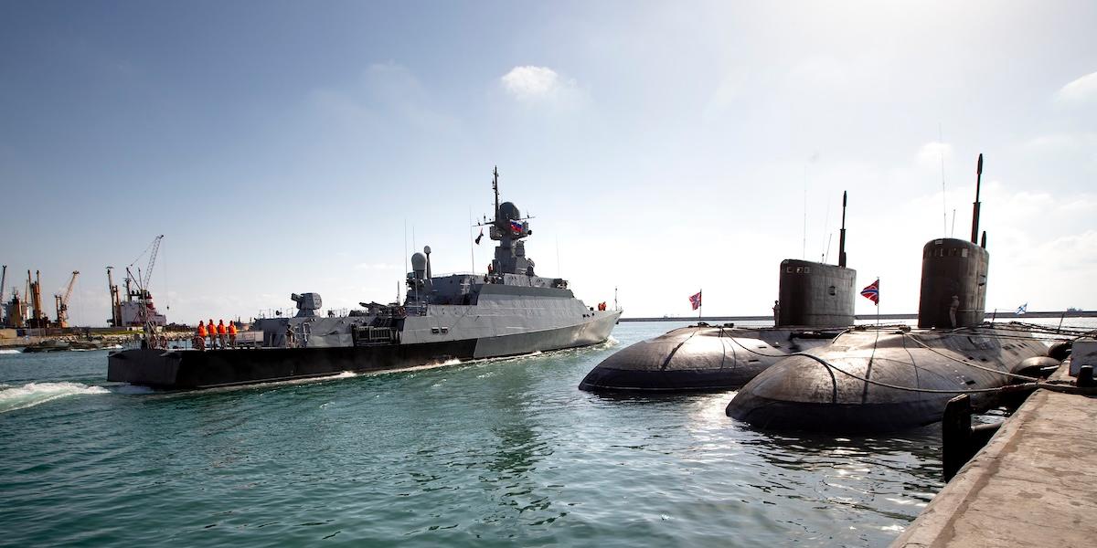 Ryska ubåtar av Varshavyanka-klass vid marinbasen i Tartus i Syrien, arkivbild från 2019.